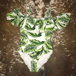 GabiFresh size 14 (D/DD) one piece palm leaf swim
